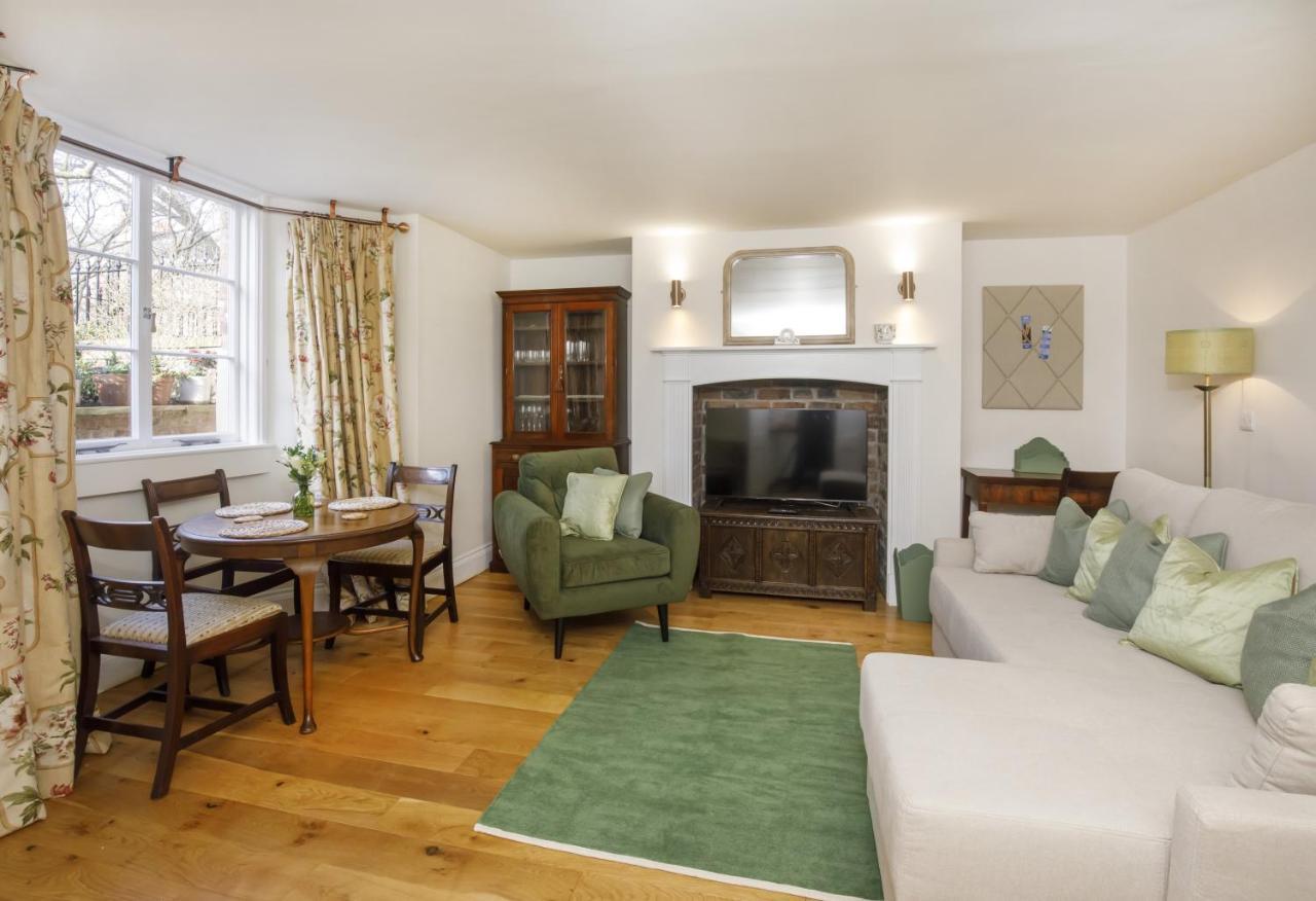 The Garden Square - Unique Luxury Apartment In Historic Garden Square - Ideal For 2 People York Esterno foto