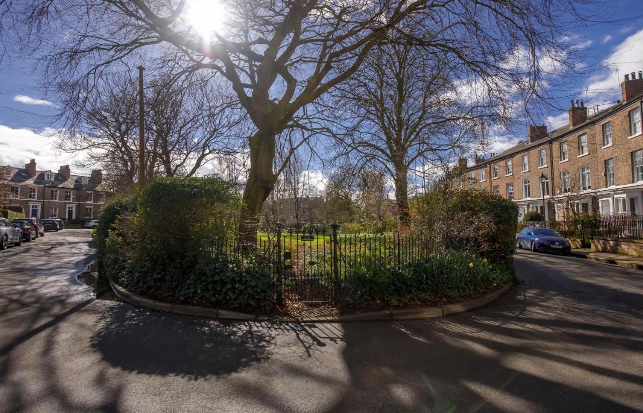 The Garden Square - Unique Luxury Apartment In Historic Garden Square - Ideal For 2 People York Esterno foto